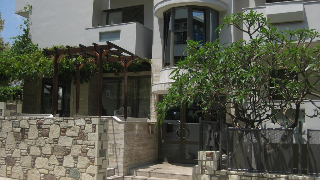Captain Yiannis Studios & Apartments คอสทาวน์ ห้อง รูปภาพ